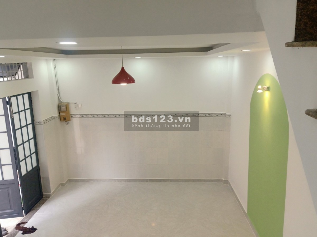 Bán nhà hẻm xe ba gác 1 lầu đường Thạnh Lộc 15, quận 12. Giá rẻ