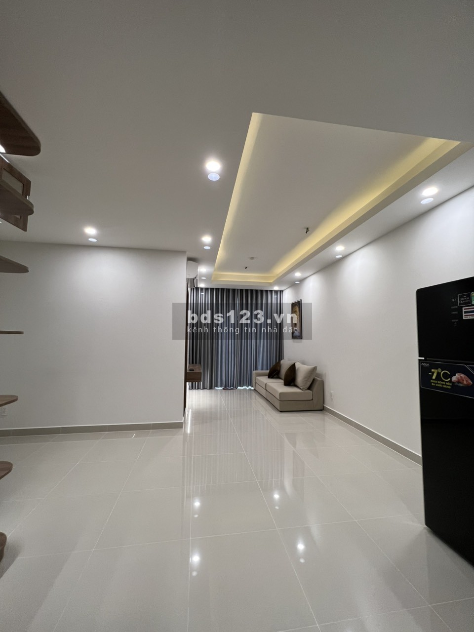 Bán căn hộ 1PN+1 54m2 View trực diện sông, mặt tiền đường (mã căn siêu đẹp)