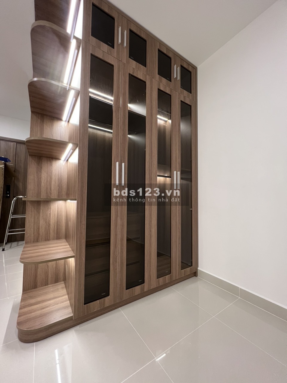 Bán căn hộ 1PN+1 54m2 View trực diện sông, mặt tiền đường (mã căn siêu đẹp)