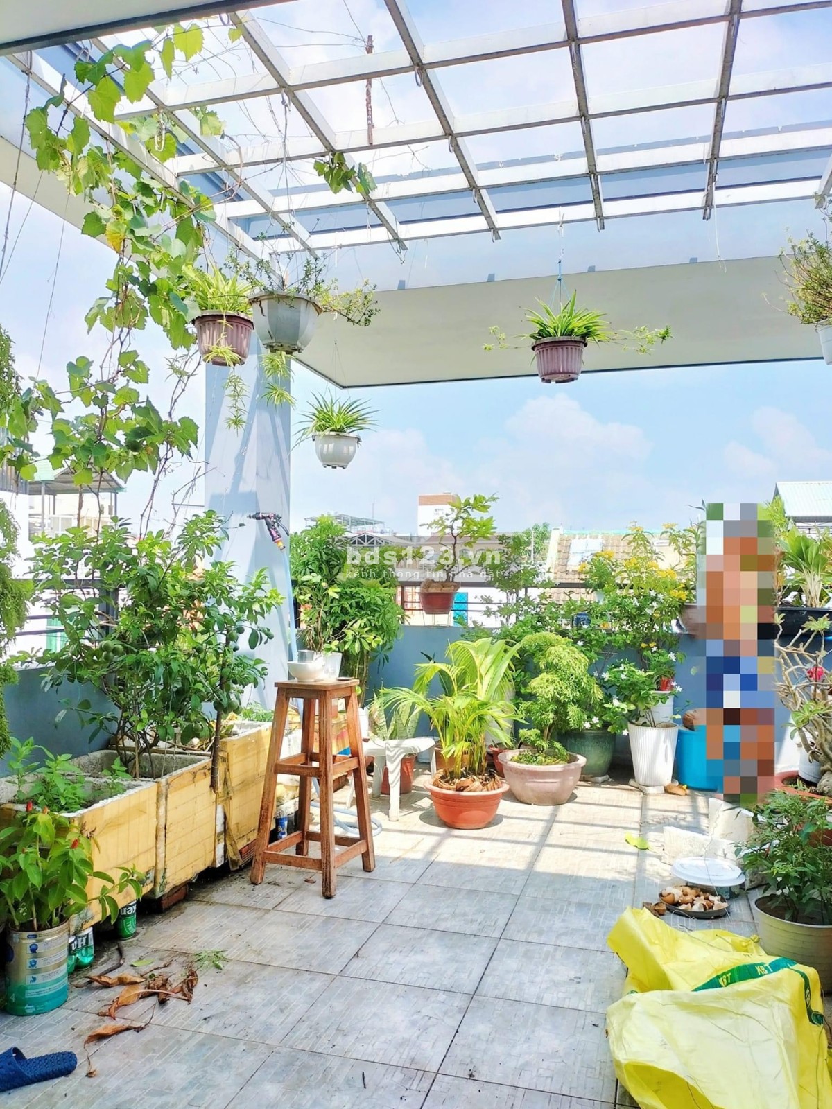 Bán nhà hxh thông 8m đẹp nhất Trường Sa, XH vô nhà 5 tầng, 5PN, đang TN 18 triệu, 70m2, 14 tỷ