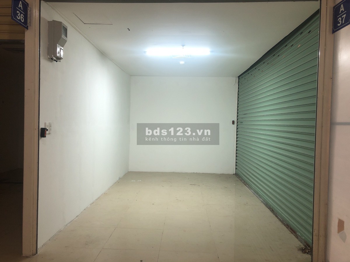 Cần cho thuê kho 9M2 giá 1,1 triệu/ tháng tại trung tâm quận Tân Phú
