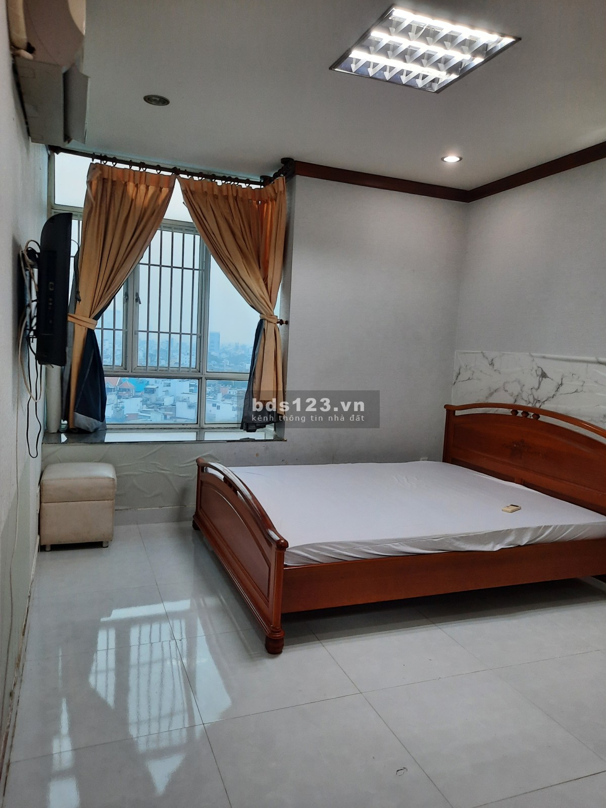 Phòng riêng, phòng ghép đủ nội thất chân cầu Nguyễn Văn Cừ