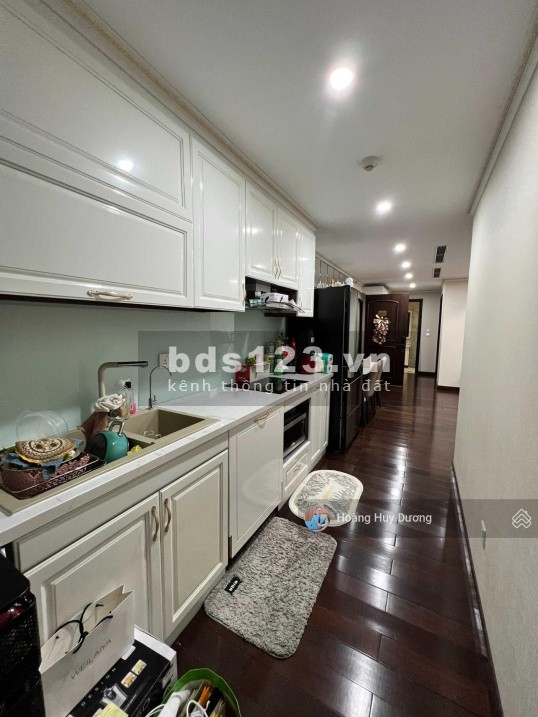 Chính chủ cần bán căn hộ HC Golden City 71m1-2pn giá 2,9 tỷ