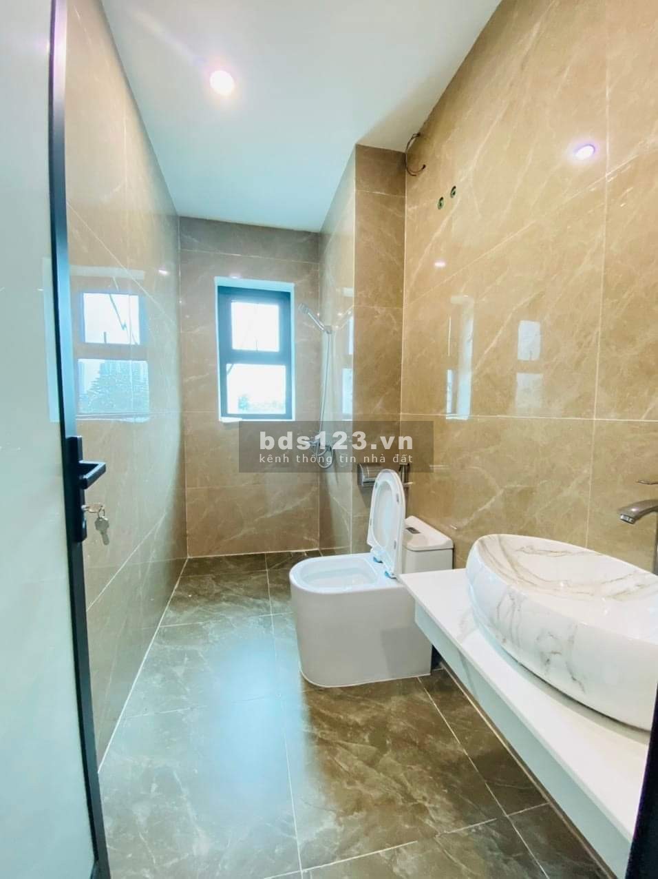 Cần bán khu đấu giá Mậu Lương ô tô tránh - vỉa hè, gara, thang máy kinh doanh, ô tô dừng đỗ ngày đêm