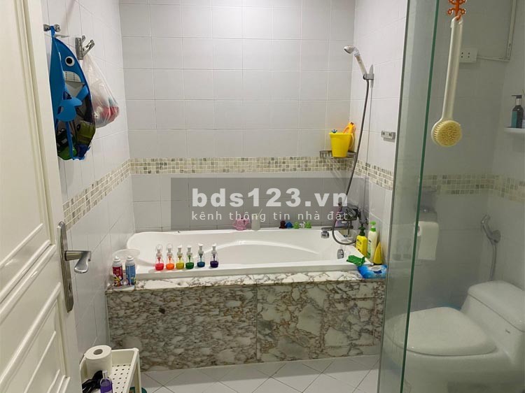 Bán căn hộ tại The Manor Hà Nội, DT sổ đỏ 216m², không gian sống đẹp 4PN3WC, giá thỏa thuận