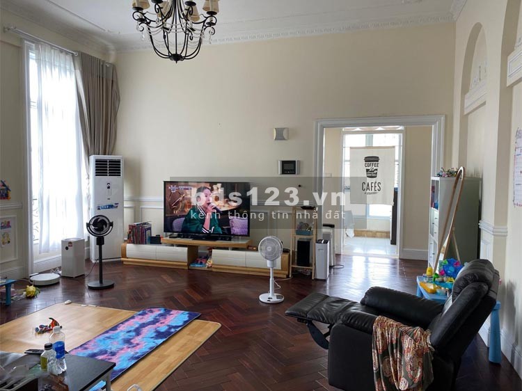 Bán căn hộ tại The Manor Hà Nội, DT sổ đỏ 216m², không gian sống đẹp 4PN3WC, giá thỏa thuận