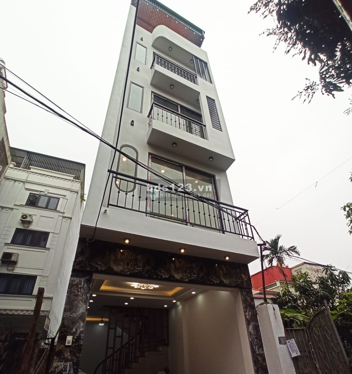 Bán nhà Bát Khối, Long Biên, hàng xóm Aeon Mall, diện tích 79.6m, chỉ với 4.88 tỷ