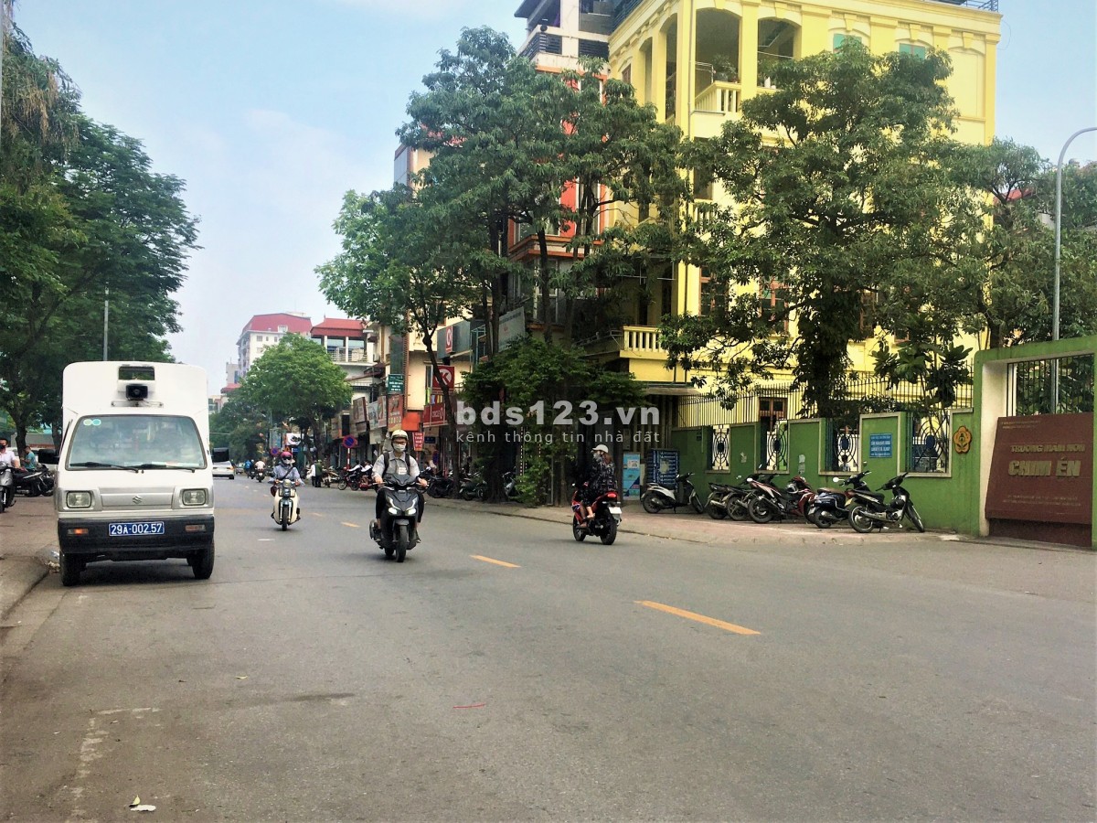 Bán nhà mới khu VIP Phố Nguyễn Sơn, Long Biên. 35m x 6T, MT: 4,7M. Nhỉnh 5 tỷ. 0977 399 523