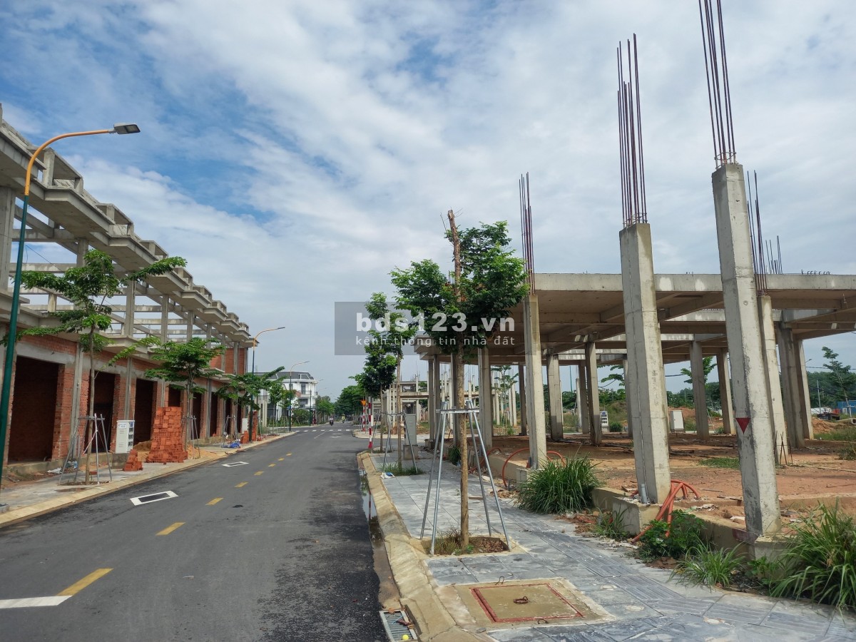 Cần bán đất nền TPM Bình Dương ngay Visip 2