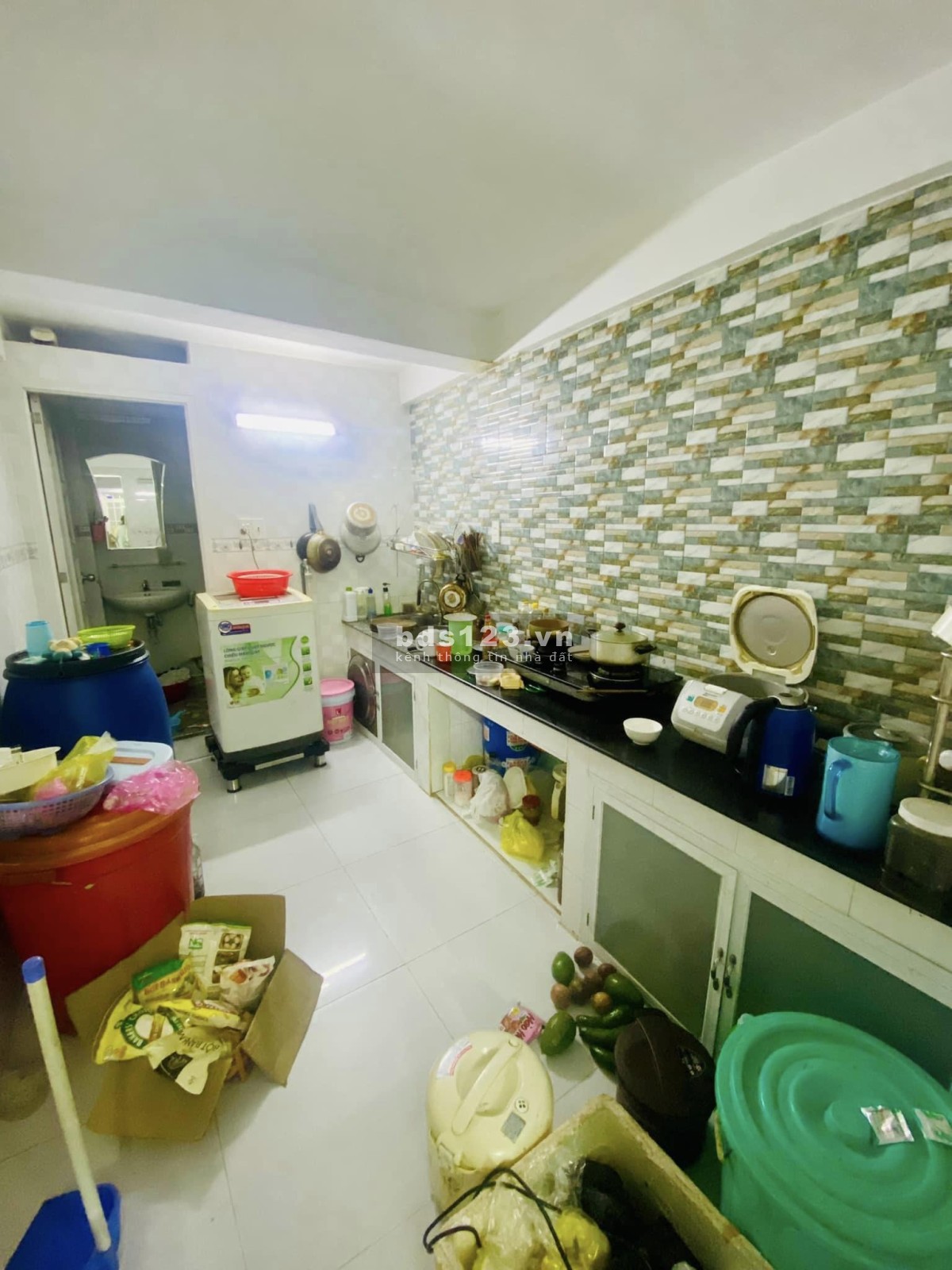 Hẻm xe hơi đẹp cách 10m Hoàng Sa, Q3, khu an ninh, 3PN, 3WC, ngang 3.7m, 62m2, 5.3 tỷ