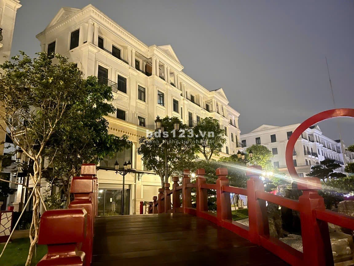 Cần bán căn shop 2 mặt tiền khu phố nhật đẹp nhất Vinhomes Ocean Park Gia Lâm (8,7 tỉ)