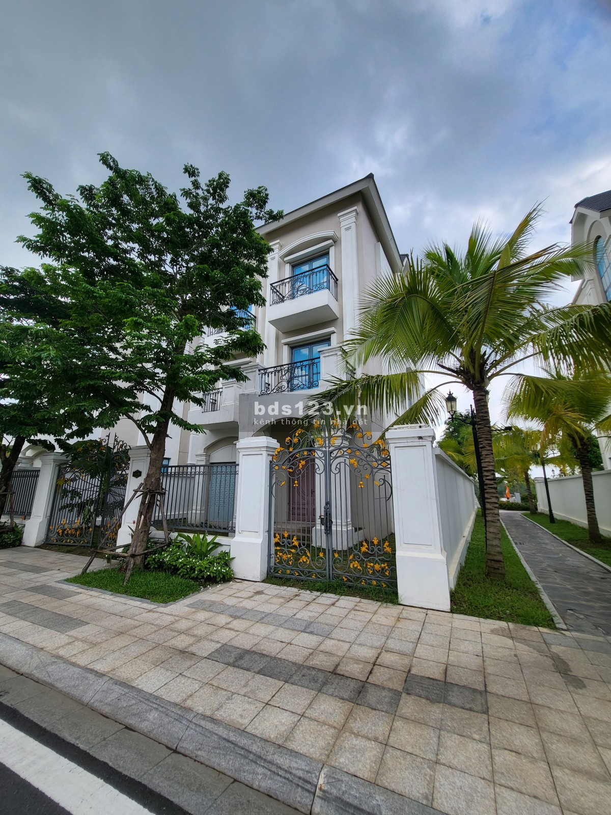 Biệt thự Vinhomes giá cắt lỗ sâu