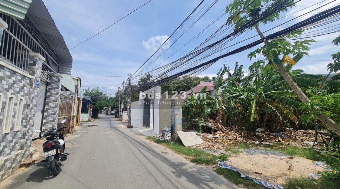 Đất thổ cư, 243.5m2, SHR, 575tr, đường Hồ Văn Tắng, Tân Phú Trung, Củ Chi