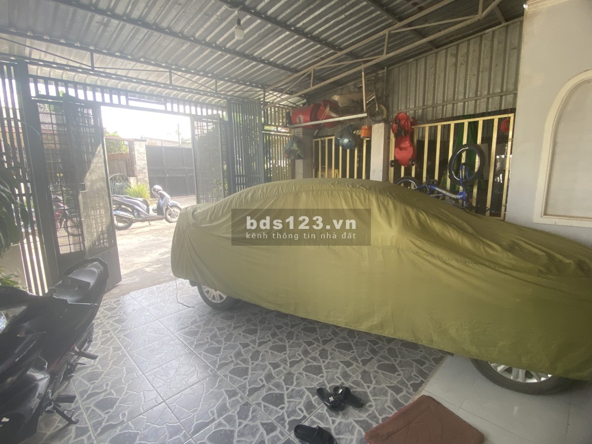 Bán nhà 100m2 nhà 2 phòng ngủ - gần trường tiểu học Xuân An - đường 7m