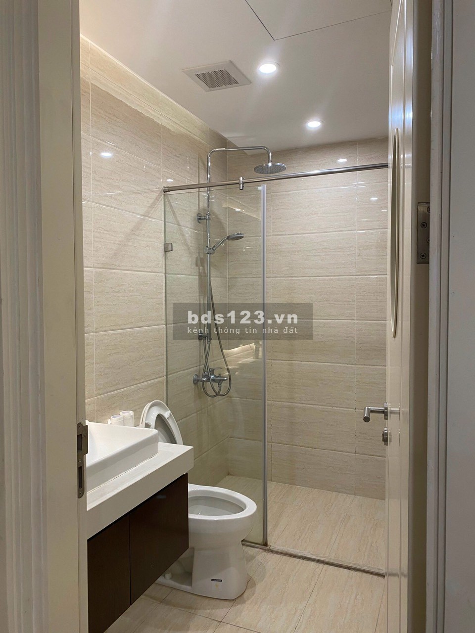 Cho thuê căn hộ chung cư Imperia 86m2, 2 phòng ngủ, 2 vệ sinh