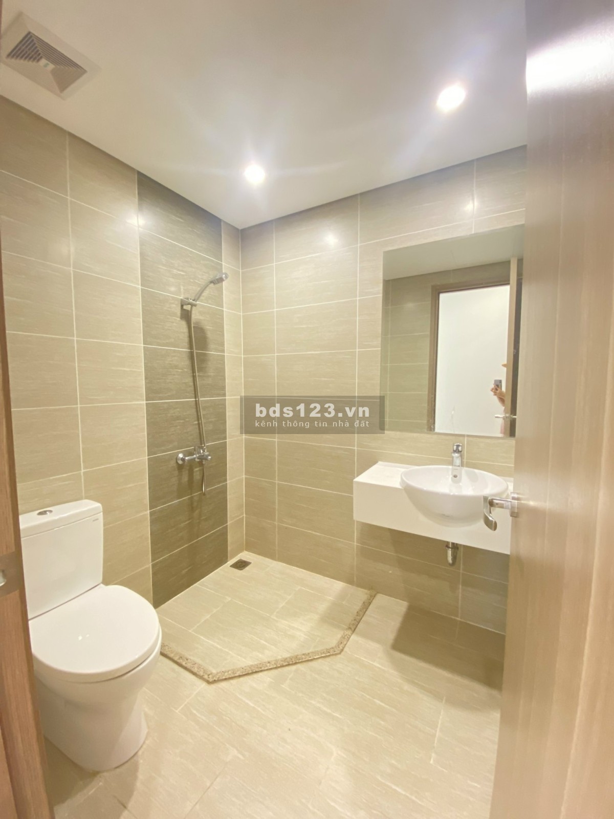 Anh/ Chị muốn chắc chắn mình đang được tư vấn tốt nhất, không bị mua hớ, kê giá, xem tin này!