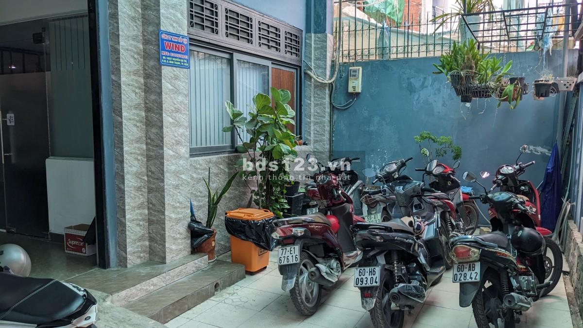Gấp - Mặt bằng kinh doanh, văn phòng diện tích 8x20m tại Bình Thạnh