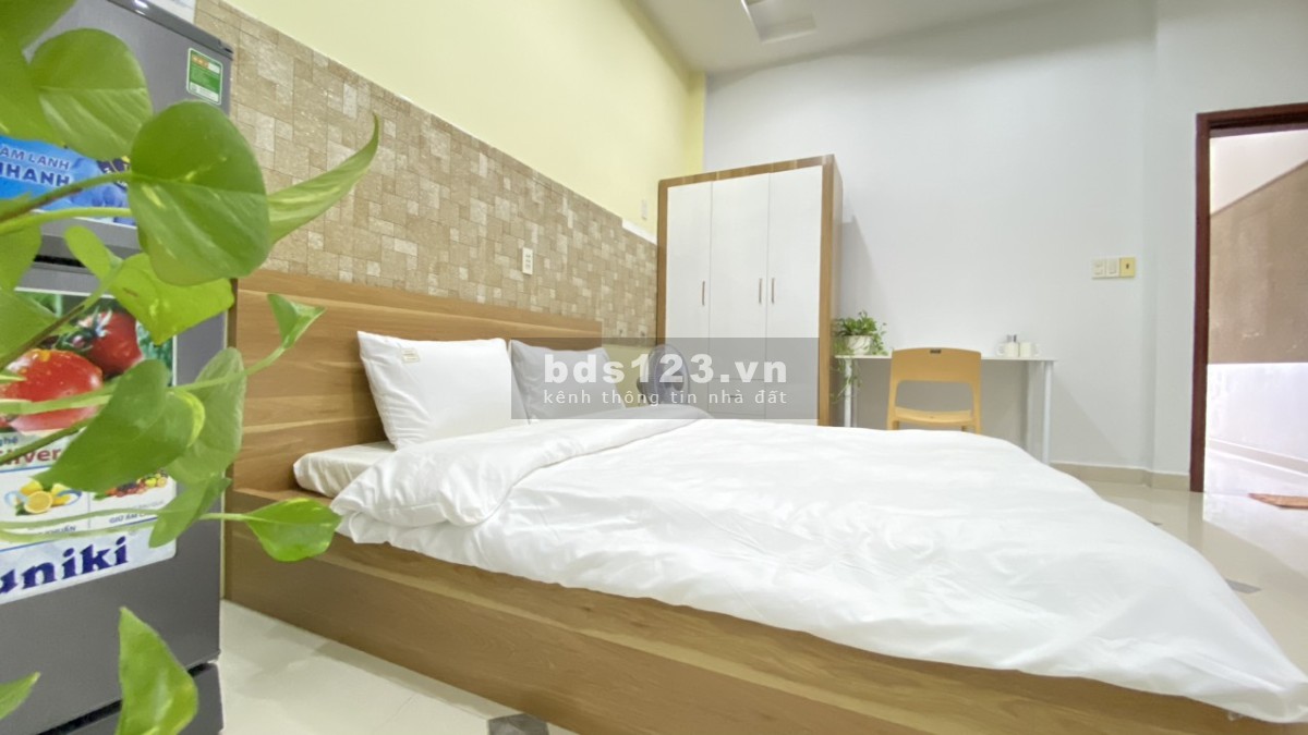 Chính chủ cho thuê chdv giá rẻ khu vực q10 dt 30m2, full nội thất giá 7tr