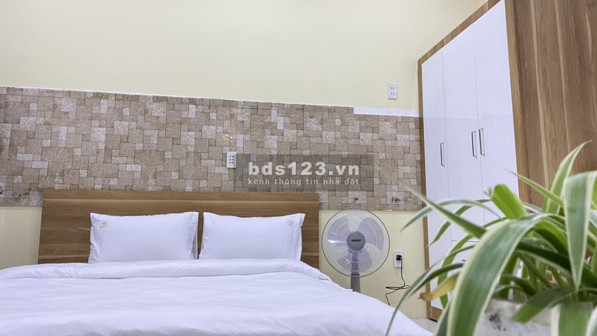 Chính chủ cho thuê chdv giá rẻ khu vực q10 dt 30m2, full nội thất giá 7tr