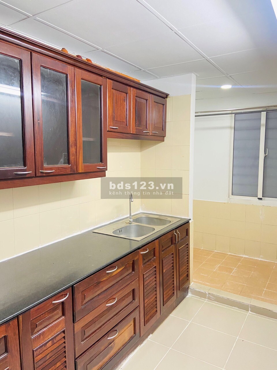Cần bán căn hộ chung cư Bàu Cát II, địa chỉ: Đường Hồng Lạc, Quận Tân Bình. Diện tích: 73m²