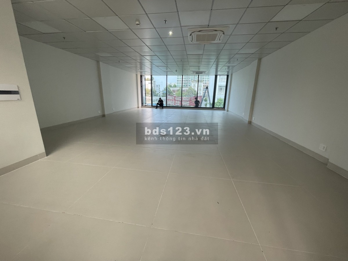 Cho thuê nguyên sàn hoặc từng sàn ngay mặt tiền Tạ Hiện giá chỉ 27 triệu
