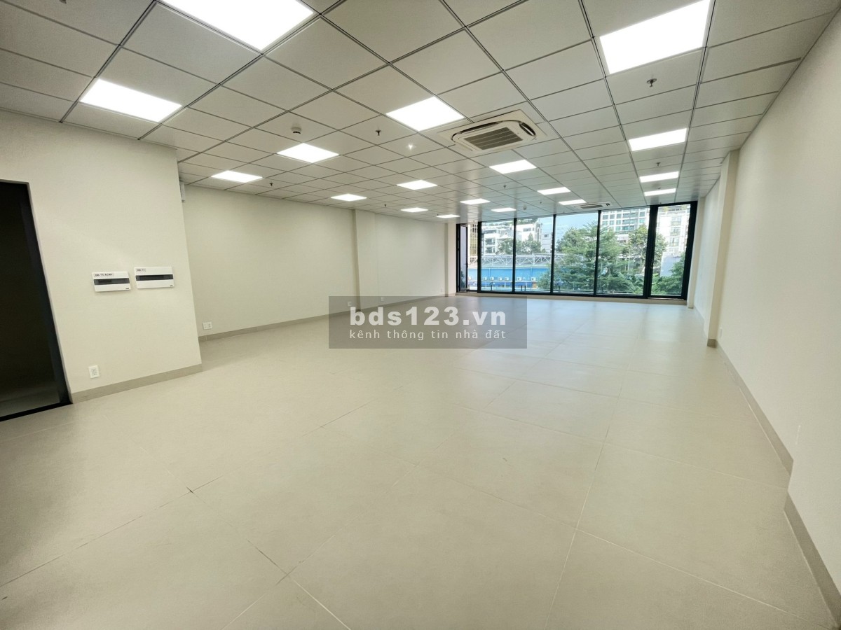 Cho thuê nguyên sàn hoặc từng sàn ngay mặt tiền Tạ Hiện giá chỉ 27 triệu