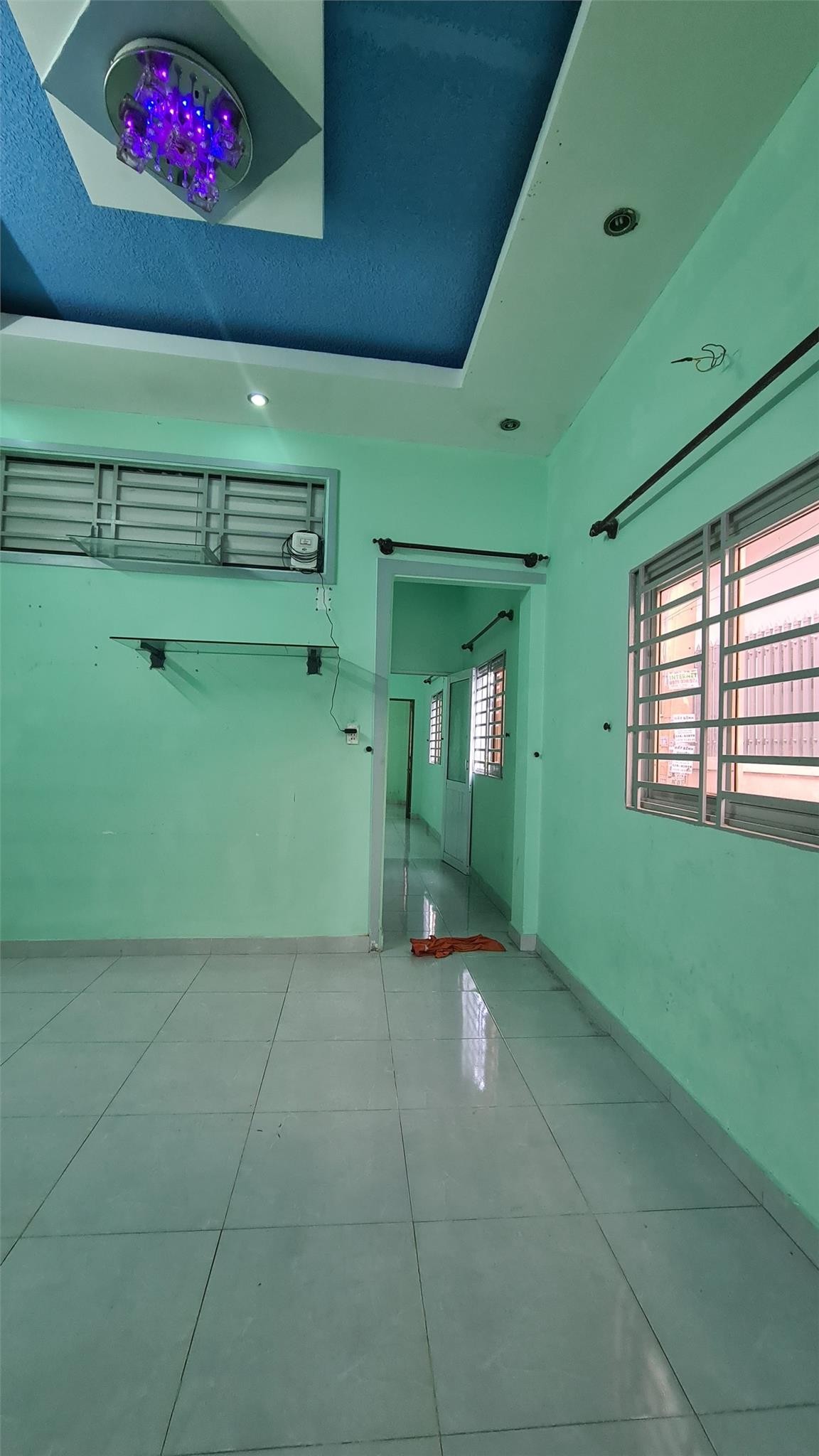 Nhà phố Lái Thiêu mặt tiền đường 12m, DT 77,9m2, nở hậu. Giá chỉ 3,3 tỷ (cắt lỗ 300tr). Pháp lý
