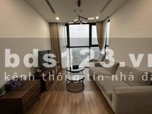 Cần cho thuê gấp CHCC Mipec Rubik 360 Xuân Thủy 2PN 2WC 76m2 hướng Đông view thành phố cực đẹp
