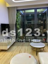 Cần cho thuê gấp CHCC Mipec Rubik 360 Xuân Thủy 2PN 2WC 76m2 hướng Đông view thành phố cực đẹp