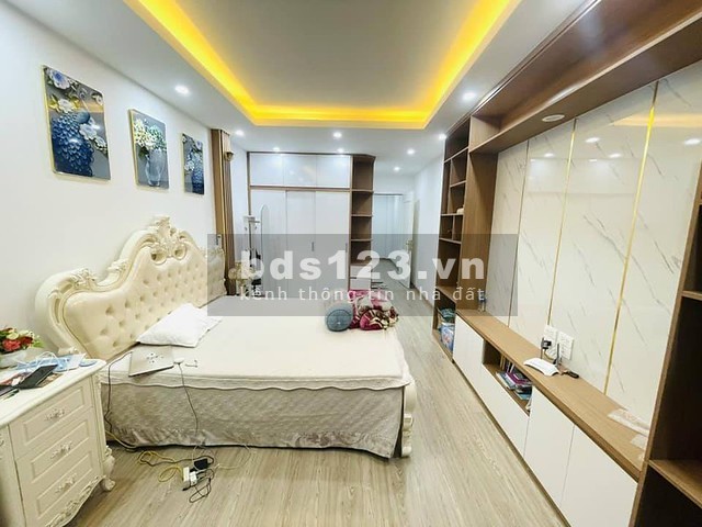 Bán nhà Trương Định 46m2 x 5 tầng, 6 phòng ngủ, giá 4.8 tỷ