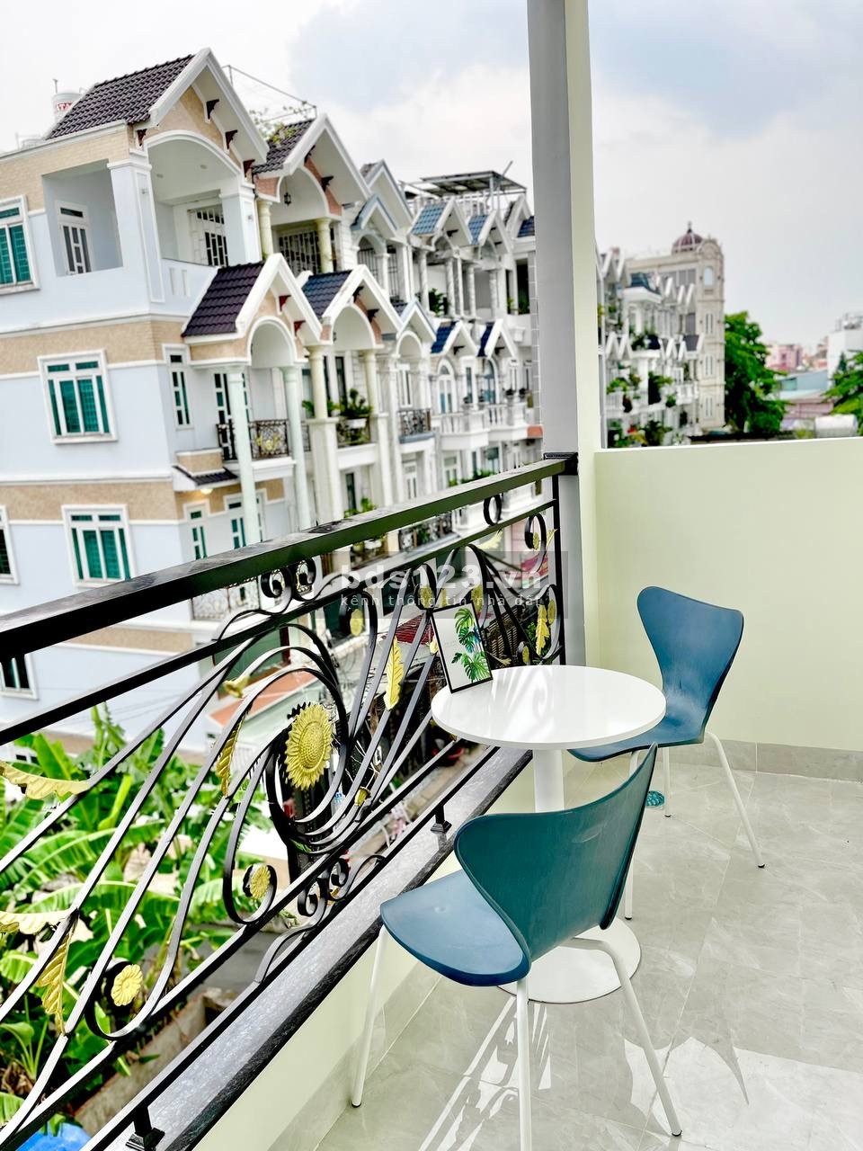 Cho thuê căn hộ mới xây Full nội thất, có ban công riêng gần Lotte Mart và KDC Cityland Gò Vấp