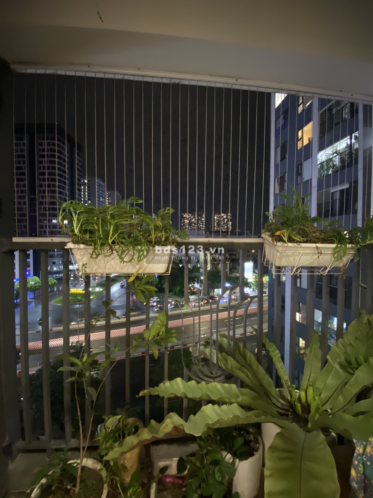 Bán gấp chung cư cao cấp 3 phòng ngủ diện tích 98m2 Imperia Sky Garden