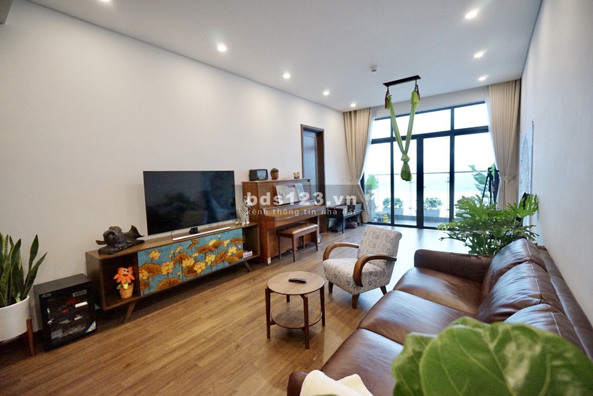 Hiếm! Bán căn hộ góc 3PN view sông Hồng tại Sun Ancora, 3 Lương Yên. LH: 0975.997.166