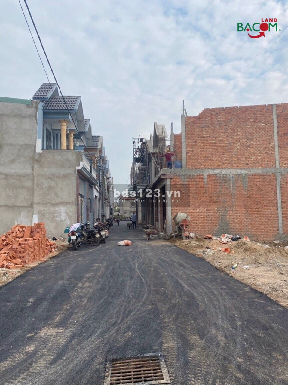 Bán nhà 1 trệt 1 lầu mới, P.Hoá An Biên Hoà, đường nhựa oto 7 chỗ, chỉ 2ty2