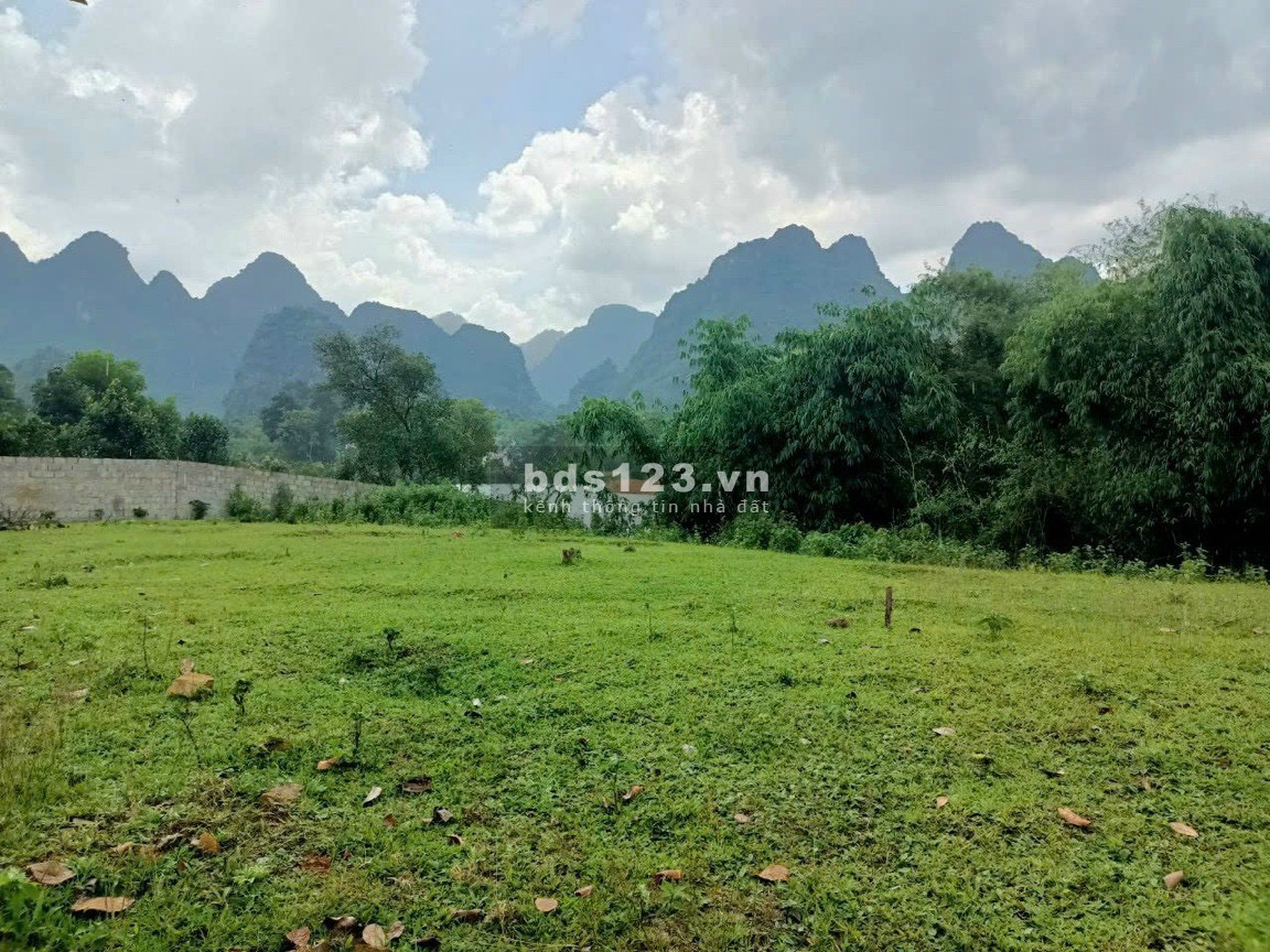 Bán đất bám hồ giá rẻ tại Lương Sơn - Hòa Bình diện tích 780m2 giá hơn 1 tỷ lh 0982876689
