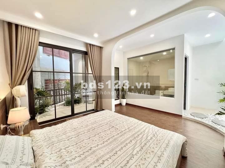 Bán nhà phố Bạch Mai, Hai Bà Trưng 41m, 4 tầng, mặt tiền 4.2m, giá 5.45 tỷ.