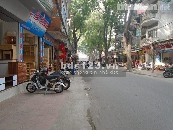 Bán đất mặt phố La Thành 60m2, mặt tiền 4m chỉ 17.9 tỷ Ngọc Khánh, Ba Đình.