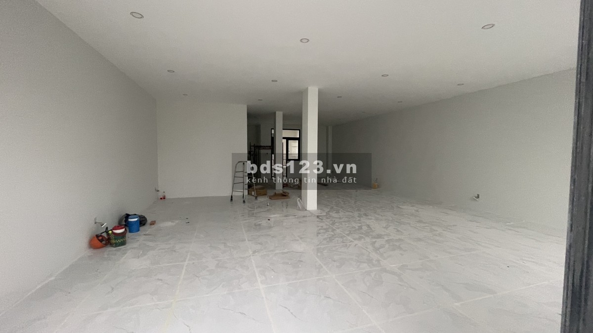 Cho thuê mặt bằng nhà phố shop house 5 tầng ngay cổng trường…