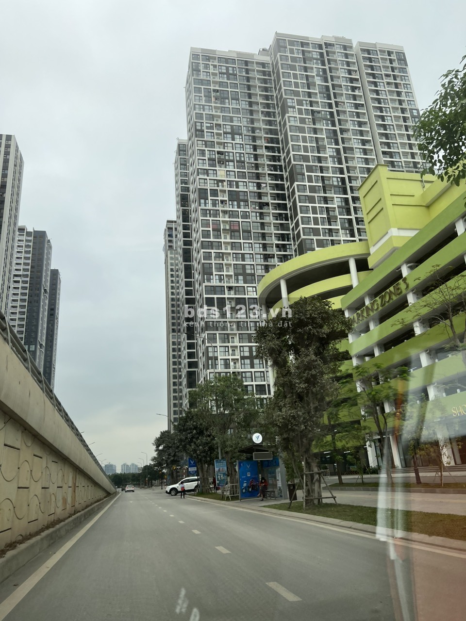 Bán chung cư cao cấp 2PN+1 78m quận Nam Từ Liêm giá 4 tỷ tòa TK2 Vinhomes Smart City