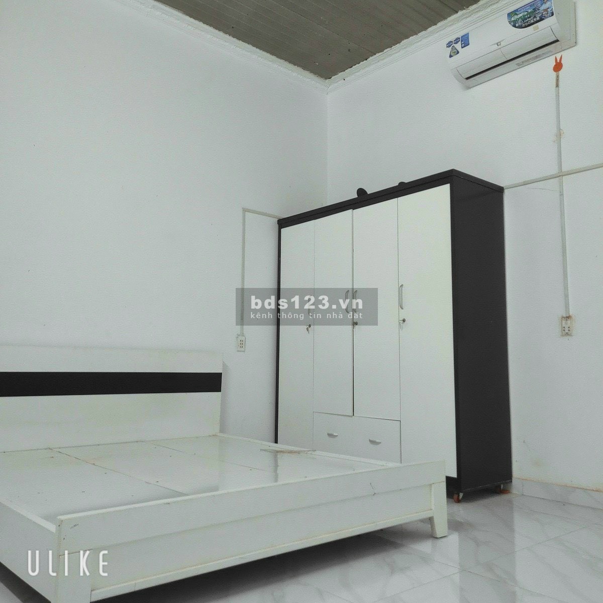 Bán nhà 5x22, sổ riêng thổ cư, sân oto, ngay UBND Trảng Dài chỉ 2ty3