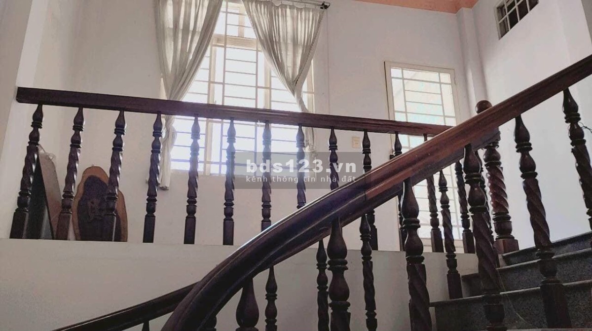 Nhanh còn, chậm hết, nhà 2 lầu gần trường Ngô Quyền, hẻm nhựa oto chỉ 3ty2