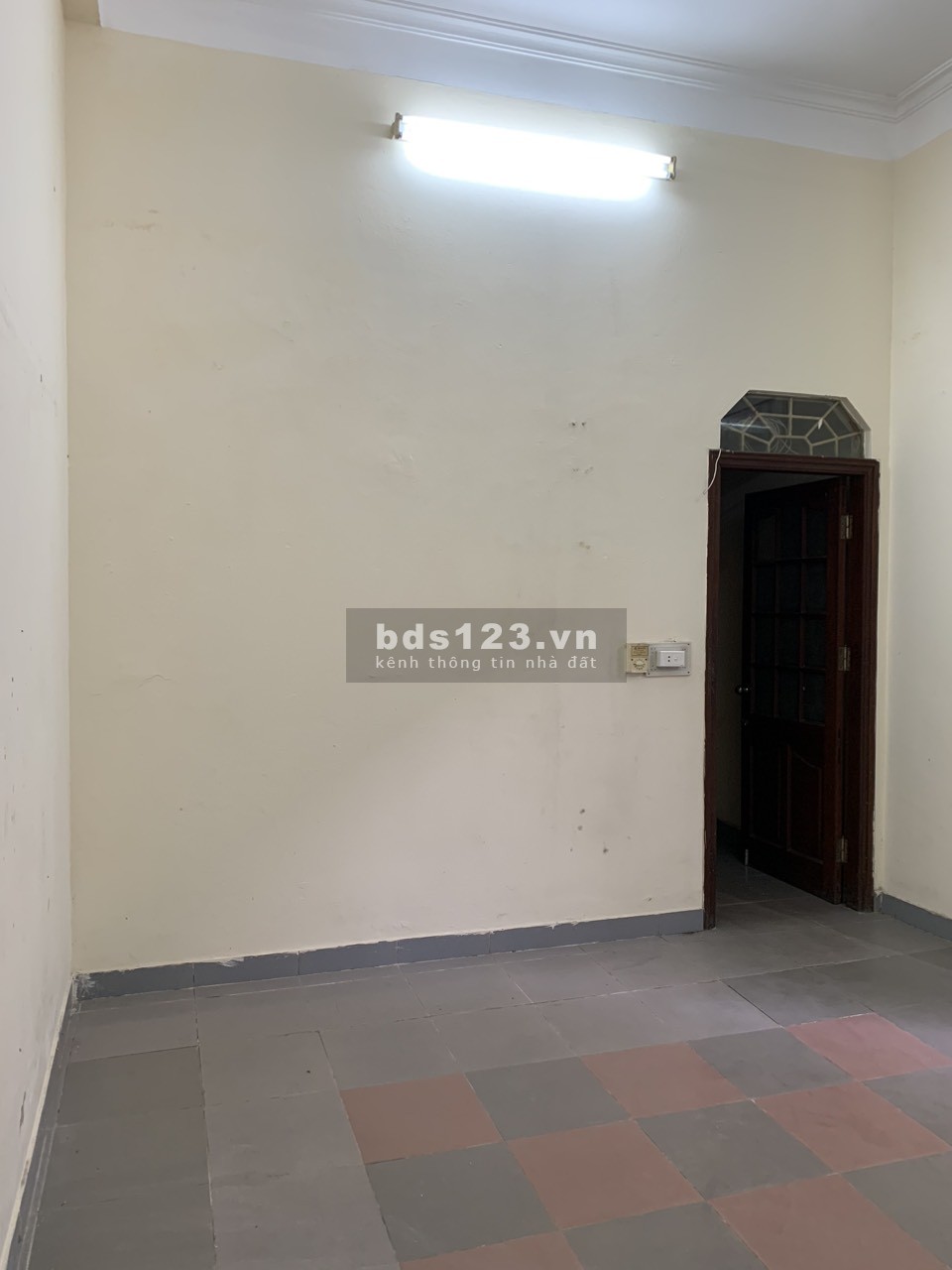 Chính chủ cho thuê phòng làm văn phòng, KĐT Đại kim- Định công, 30m2, giá 4,5 triệu, ô tô đỗ cửa