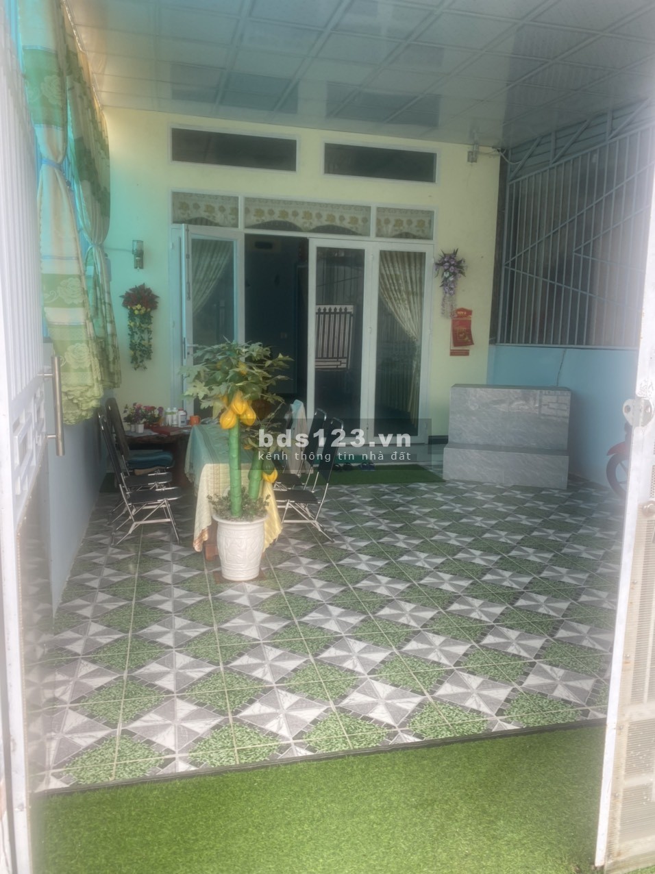 Kẹt tiền cần bán gấp nhà cấp 4 150m2 full thổ cư trung tâm xã