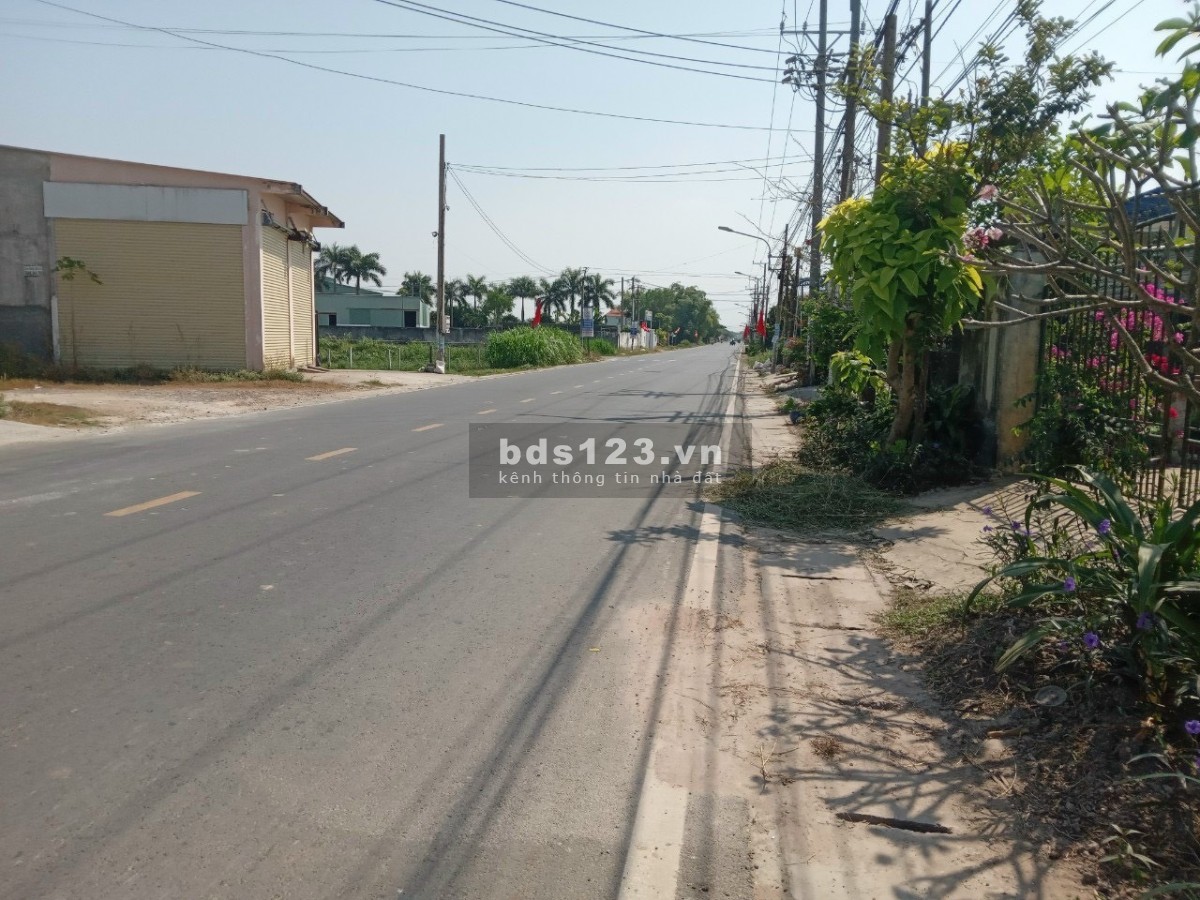 Chính chủ thanh lí miếng đất 350tr có bớt lộc cho AE có thiện chí thanh lý nhanh 5x40m full thổ SHR