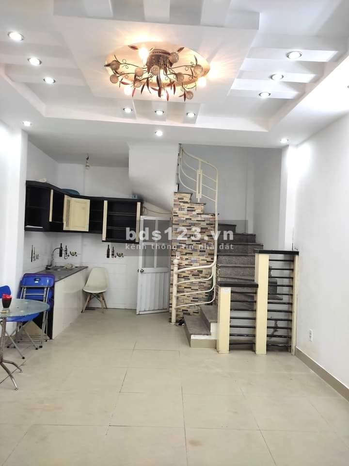 Bán nhà Khâm Thiên, Đống Đa 33m2, 4 tầng, mt 4.1m, giá 3.1 tỷ
