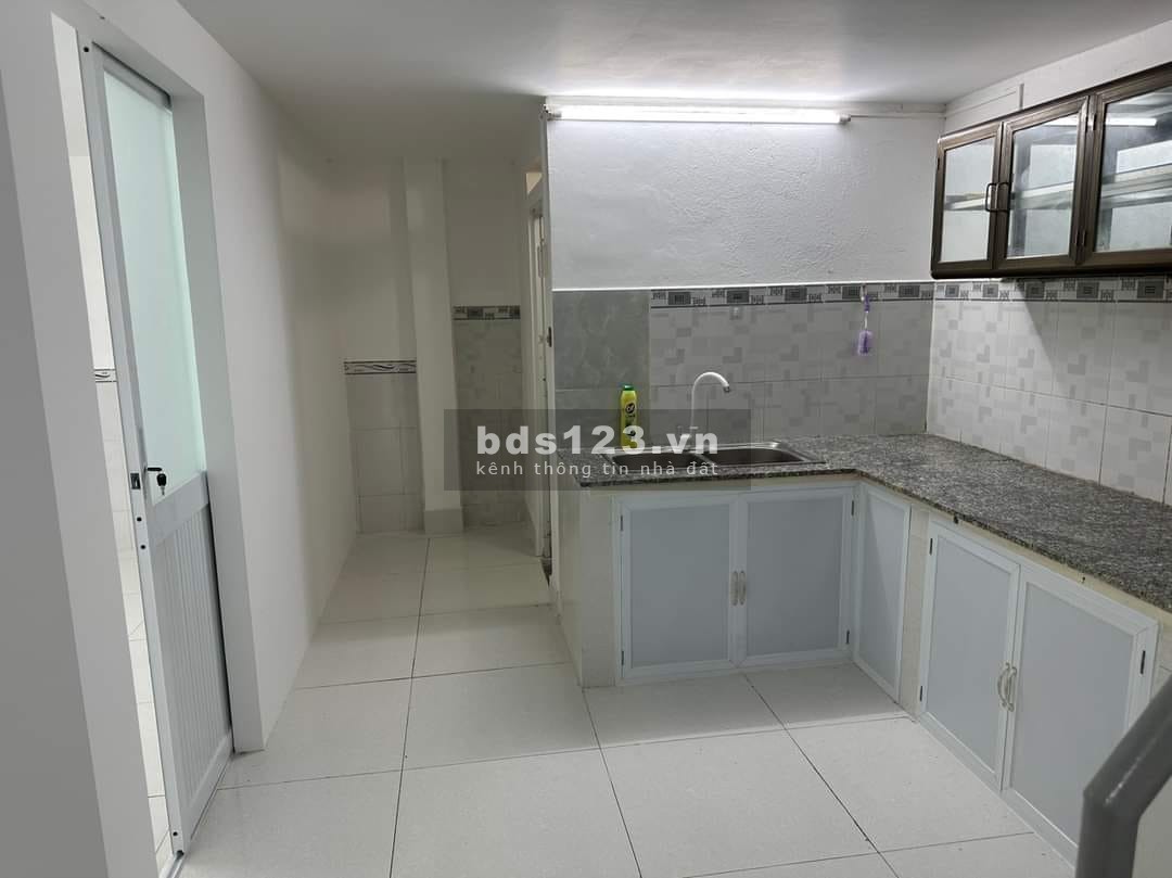 Bán nhà Lê Văn Khương q12, dt: 5.1x11.5, hẻm thông 3m, nhĩnh 3 tỷ.