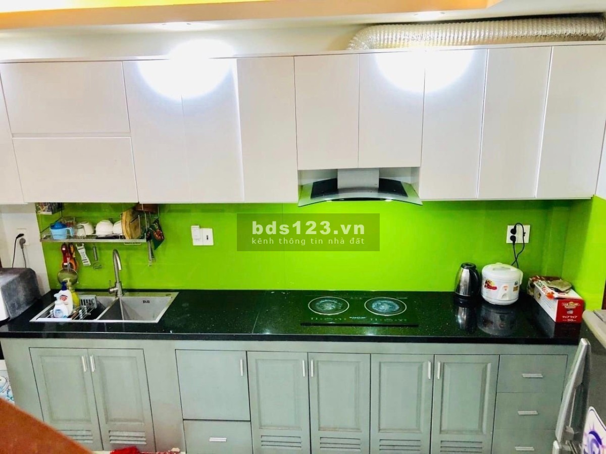 Bán nhà Âu Cơ, Tân Sơn Nhì, Tân Phú về đội của em nha với giá 4.3 tỷ (Thương lượng) là có ngay em ấy