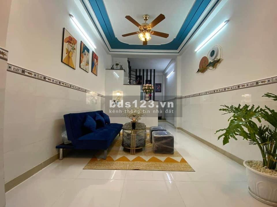 Nhà bán ngã tư Nguyễn Thị Tú ngay ngã tư Gò Mây. ( 4m x 10m ) Đường nhựa 8m.