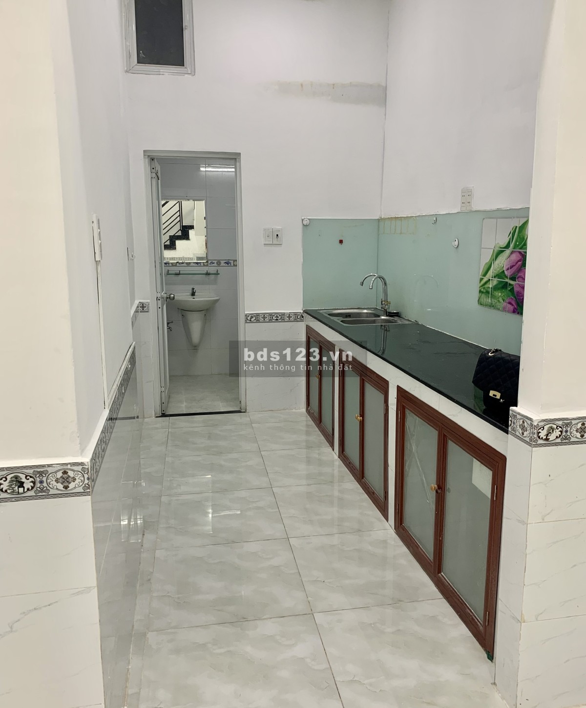 Chính chủ cho thuê nhà nguyên căn P12 - Q.Tân Bình gần chợ Hoàng Hoa Thám