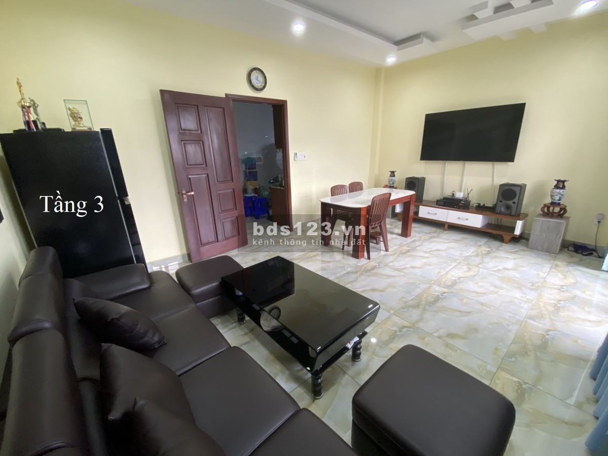 Bán Building mới xây 2 mặt tiền 75 Trần Quang Diệu, P14, Quận 3
